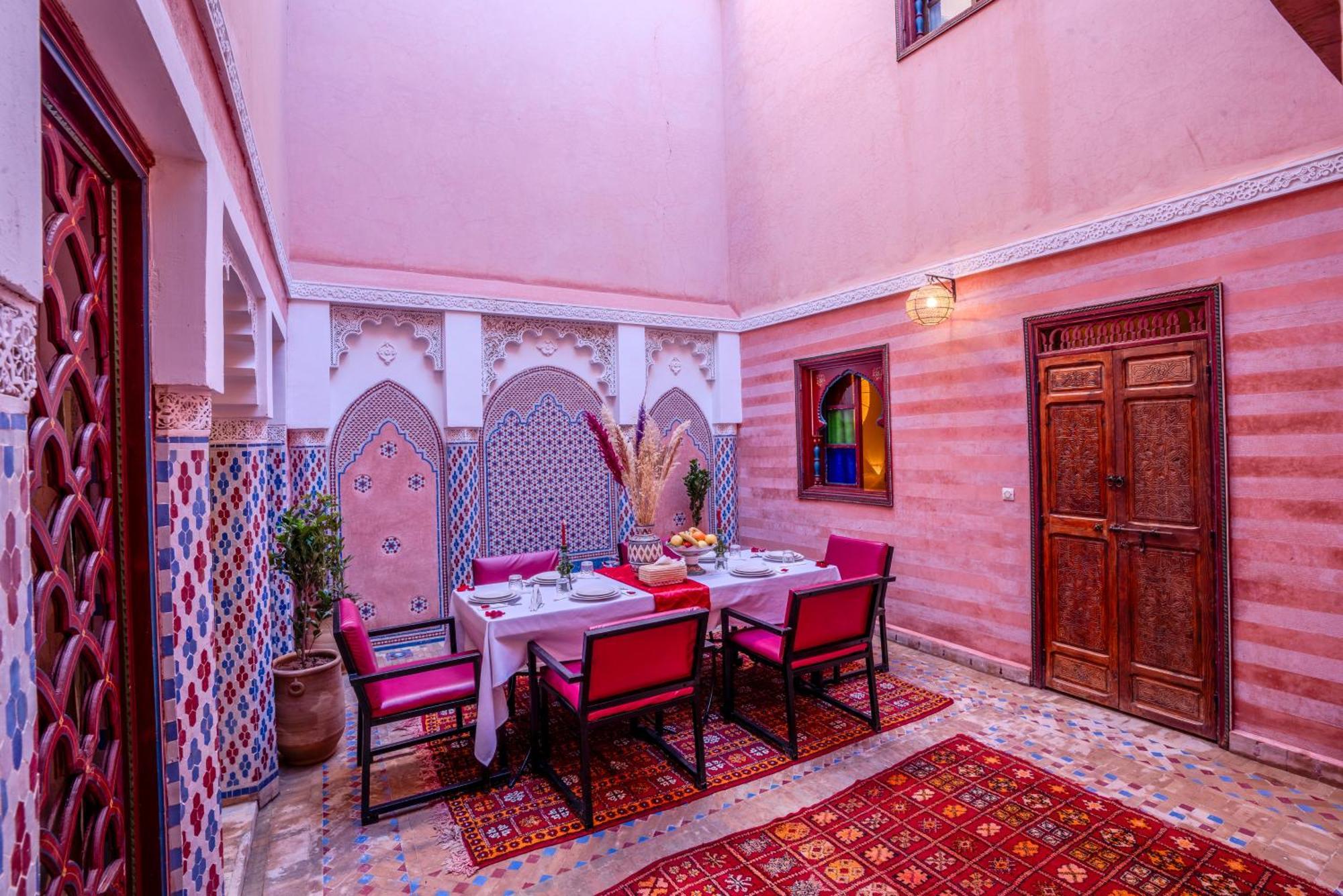 Riad Le Graff Pink Marrakesh Exterior photo